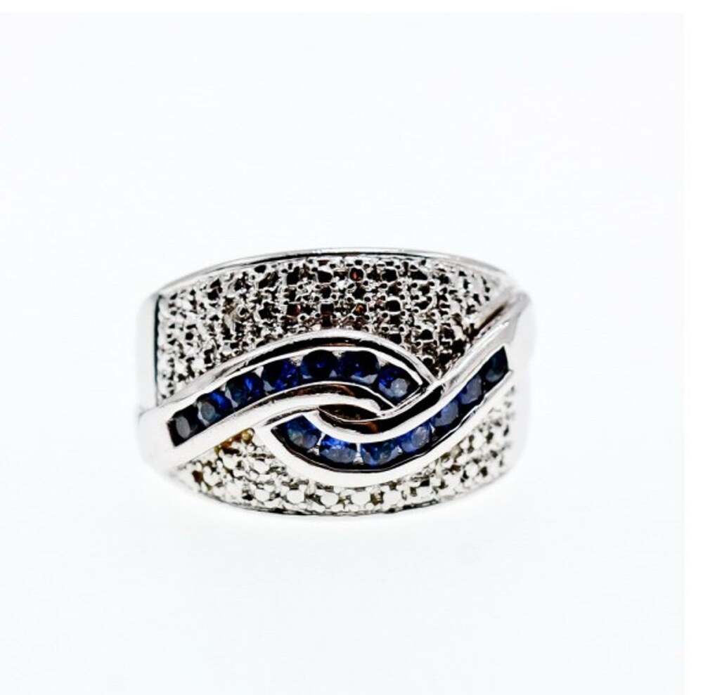 925 Sterling Silver Sapphires Ring Size 11.75